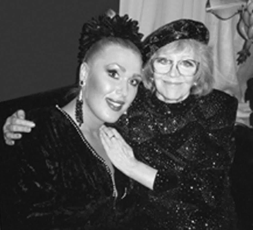 Gloria Gray mit Hildegard Knef in Kay's Bistro