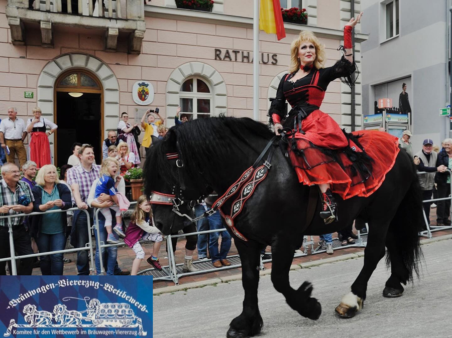 GLORIA GRAY als Ehrengast - Brauereiwagenwettbewerb - Mittwoch, 14. Juli 2024