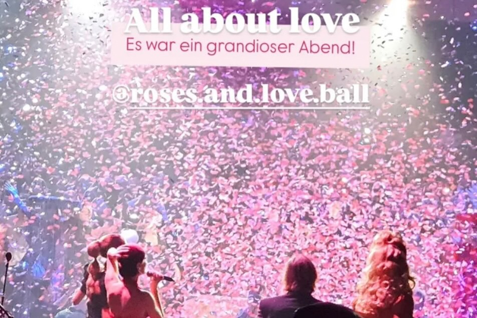 GLORIA GRAY - ROSES AND LOVE BALL 2026 - DANKE!