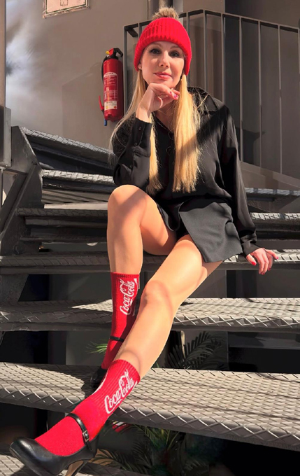 "PuffParty by Gloria Gray" 2026 - Art-Team